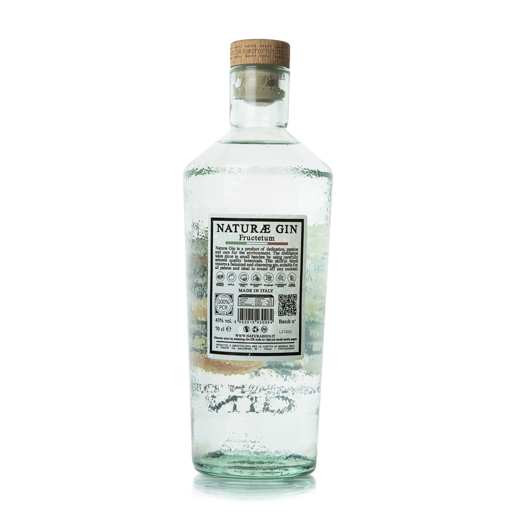 Bottiglia di Naturae Gin Fructetum London Dry Gin agrumato, artigianale made in Italy. Agrumato 